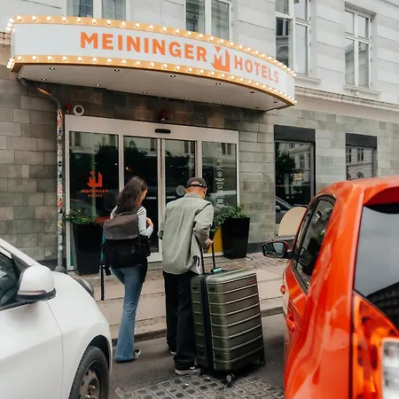Hostel Meininger *