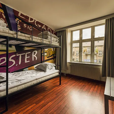 Urban House By Meininger Hostel *