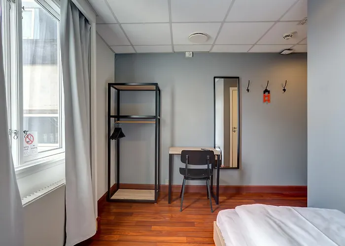 Meininger 호스텔 *