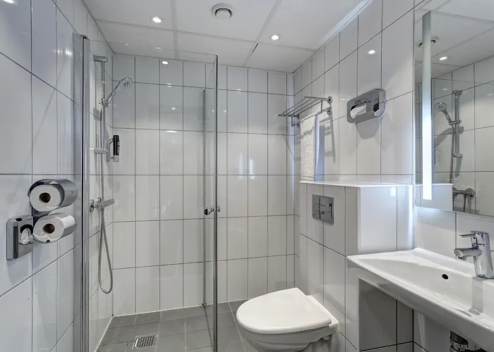 Meininger 호스텔 *