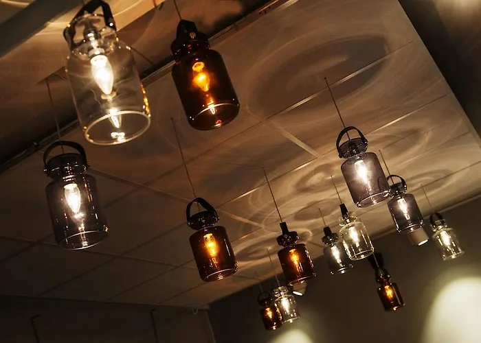 Meininger 호스텔 *