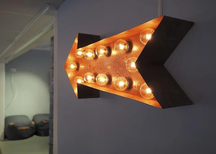 Meininger 호스텔 *