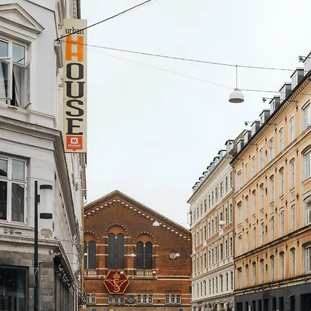 Urban House By Meininger