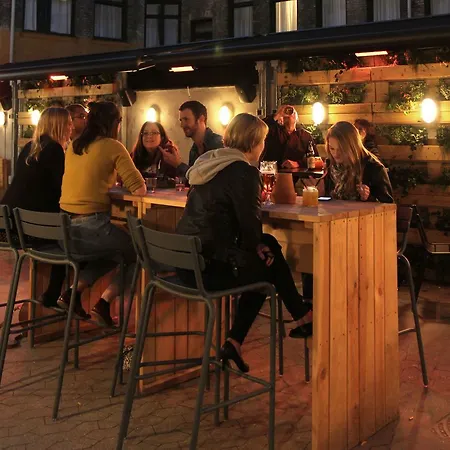 Urban House By Meininger Hostel *