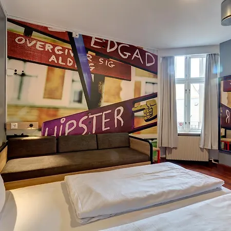 Urban House By Meininger Hostel Kopenhaga