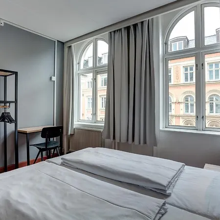 Urban House By Meininger *