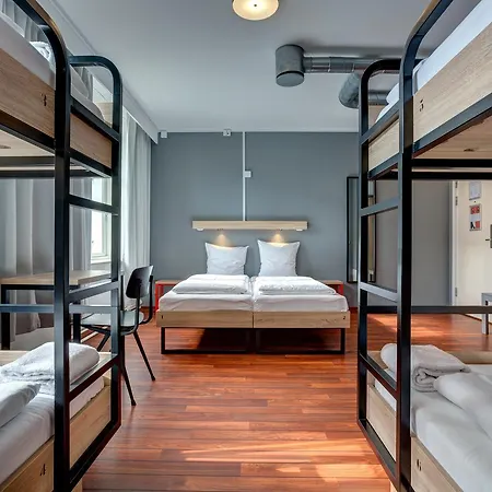 Urban House By Meininger Hostel *
