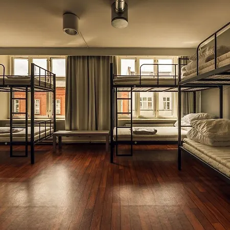 Urban House By Meininger Hostel *
